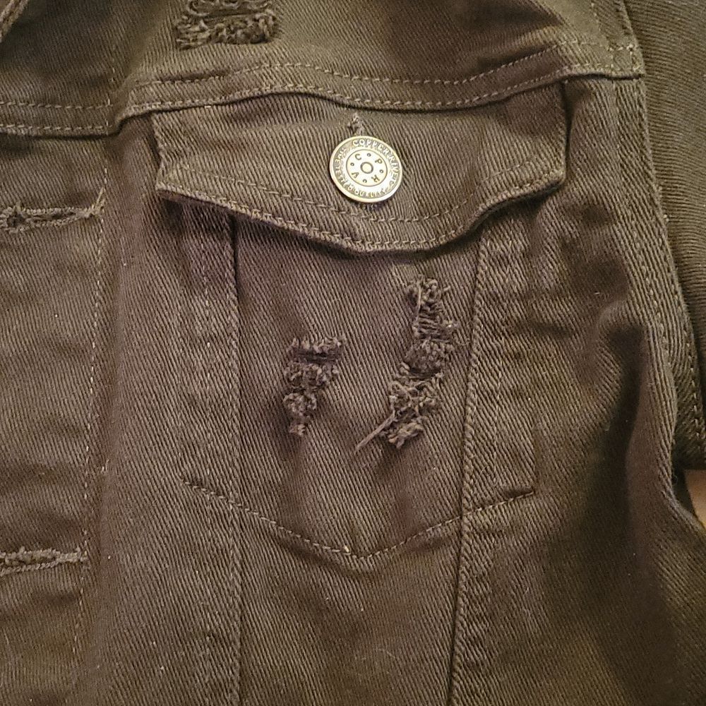 Jacket   - Picture 3 of 4